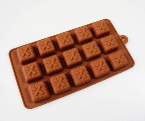 Forget Me Not Oils Europe 15 Chocolate Gift Silicone Mould