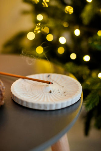 Oud and Incense